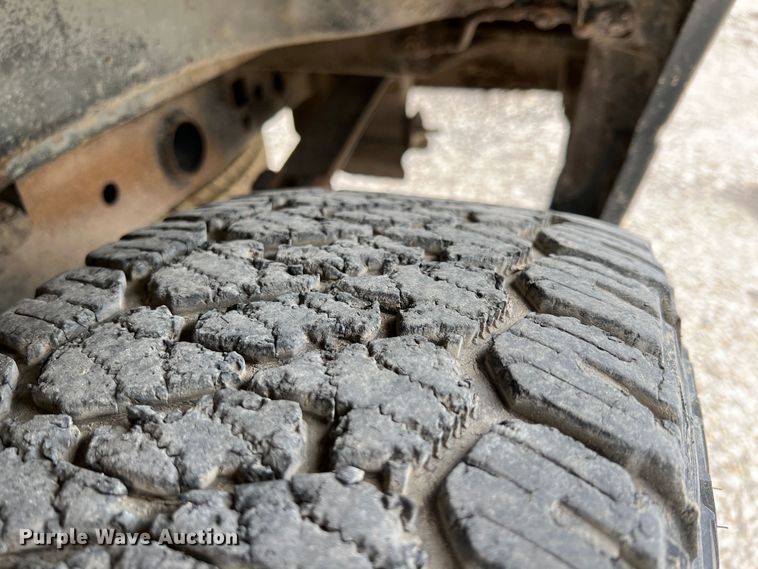 image for item JX9272 2004 Ford F150  SuperCrew pickup truck