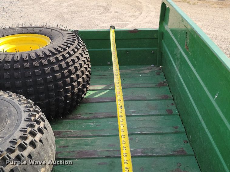 image for item JZ9107 John Deere Gator 4x2  utility vehicle