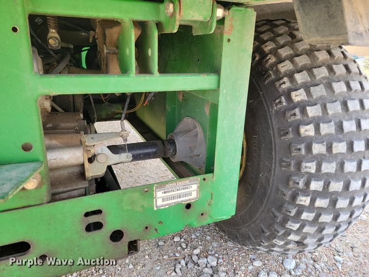 image for item JZ9107 John Deere Gator 4x2  utility vehicle