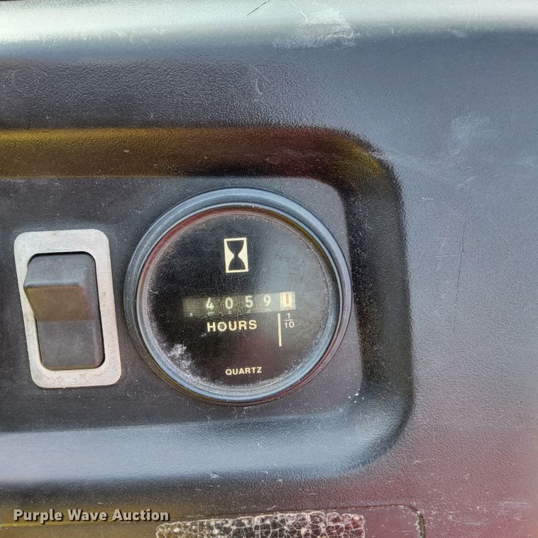 image for item JZ9107 John Deere Gator 4x2  utility vehicle