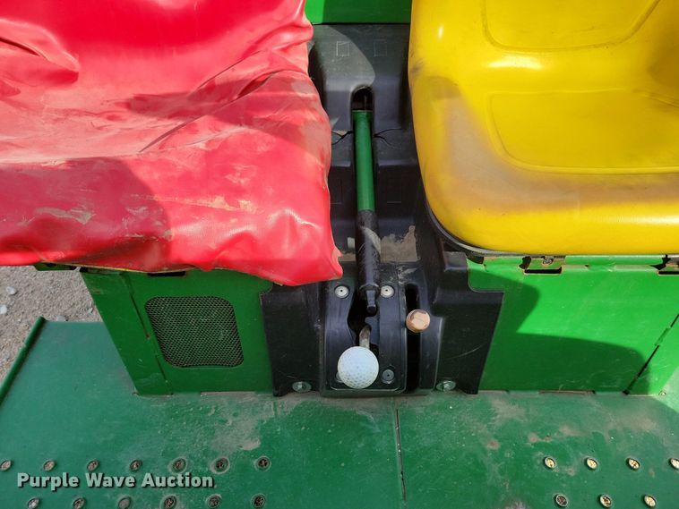 image for item JZ9107 John Deere Gator 4x2  utility vehicle