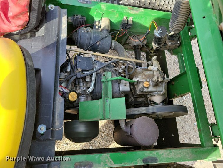 image for item JZ9107 John Deere Gator 4x2  utility vehicle