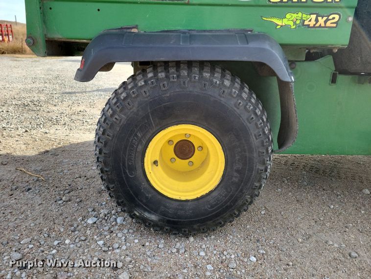 image for item JZ9107 John Deere Gator 4x2  utility vehicle
