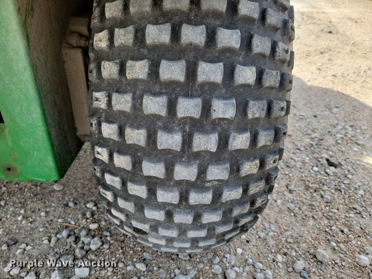 image for item JZ9107 John Deere Gator 4x2  utility vehicle