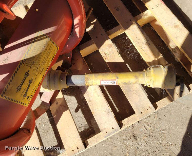 image for item JZ9118 Farm & Country 500  spreader