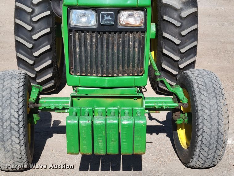 image for item JZ9119 1980 John Deere 950  tractor
