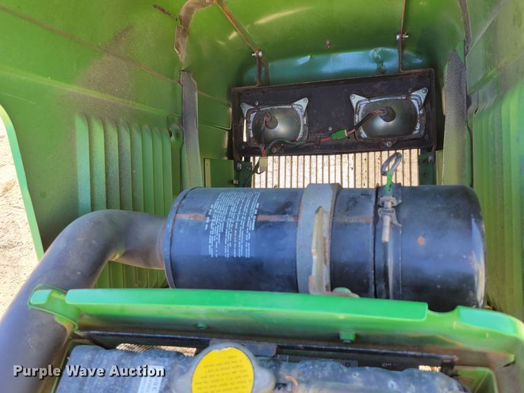 image for item JZ9119 1980 John Deere 950  tractor