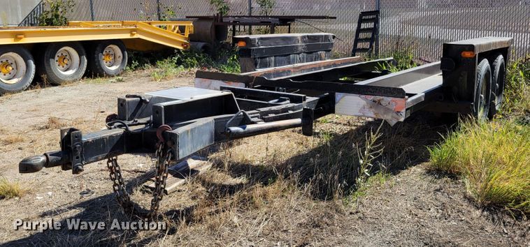 image for item JZ9121 1981 Ditch Witch T-8  tilt deck equipment trailer