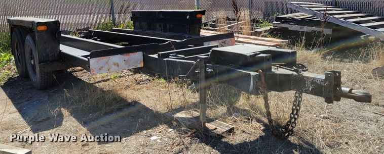 image for item JZ9121 1981 Ditch Witch T-8  tilt deck equipment trailer