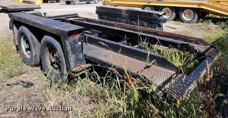 image for item JZ9121 1981 Ditch Witch T-8  tilt deck equipment trailer