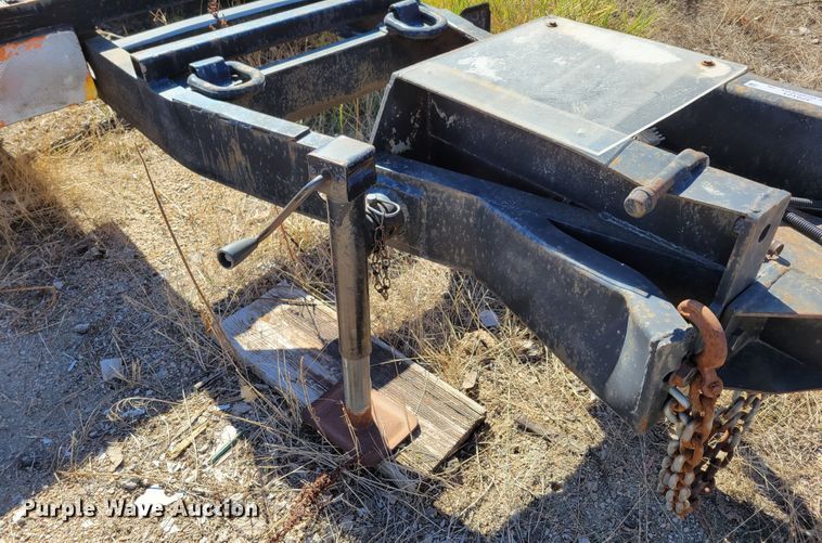 image for item JZ9121 1981 Ditch Witch T-8  tilt deck equipment trailer