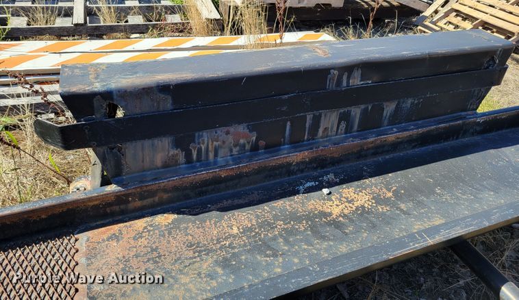 image for item JZ9121 1981 Ditch Witch T-8  tilt deck equipment trailer