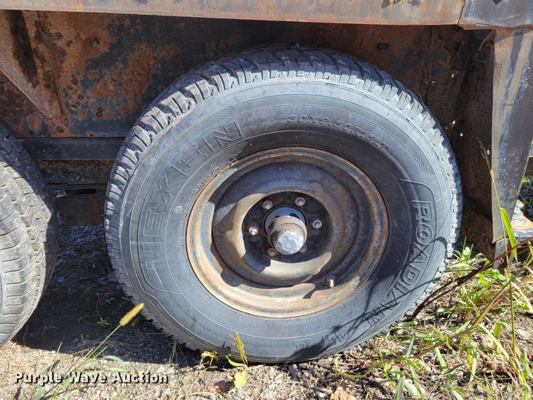 image for item JZ9121 1981 Ditch Witch T-8  tilt deck equipment trailer