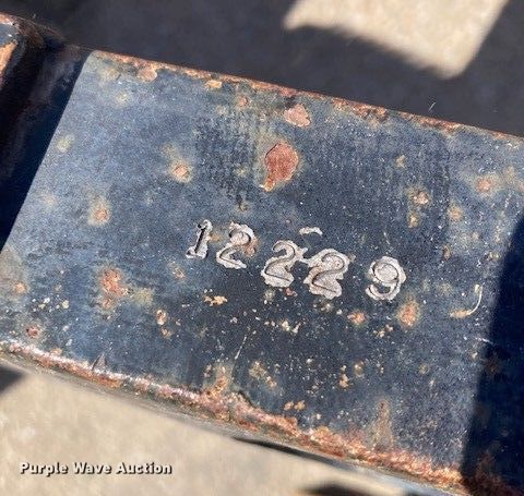 image for item JZ9121 1981 Ditch Witch T-8  tilt deck equipment trailer