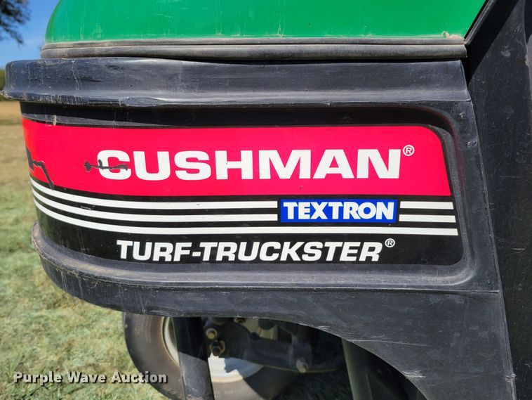 image for item JZ9132 2001 Cushman Turf-Truckster 898656  utility vehicle
