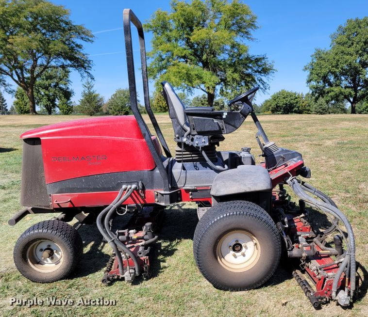 image for item JZ9133 2010 Toro ReelMaster 5410 03670  reel mower