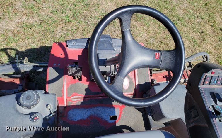 image for item JZ9133 2010 Toro ReelMaster 5410 03670  reel mower