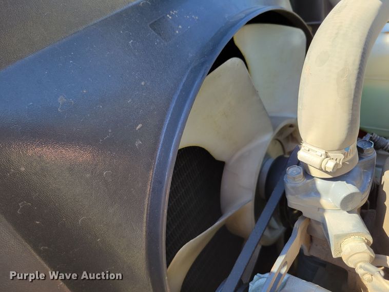 image for item JZ9133 2010 Toro ReelMaster 5410 03670  reel mower