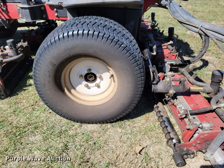 image for item JZ9133 2010 Toro ReelMaster 5410 03670  reel mower