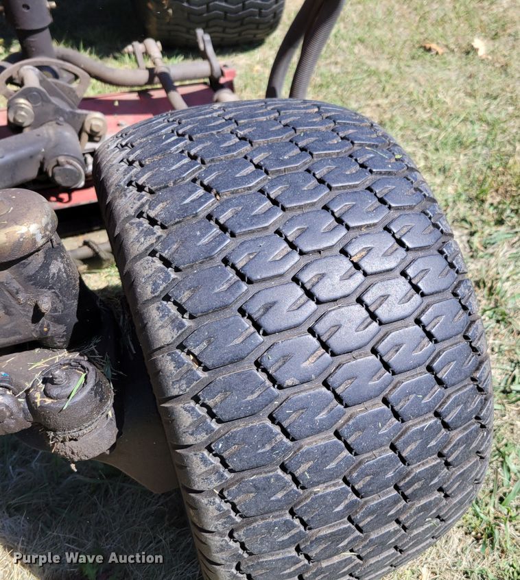 image for item JZ9133 2010 Toro ReelMaster 5410 03670  reel mower