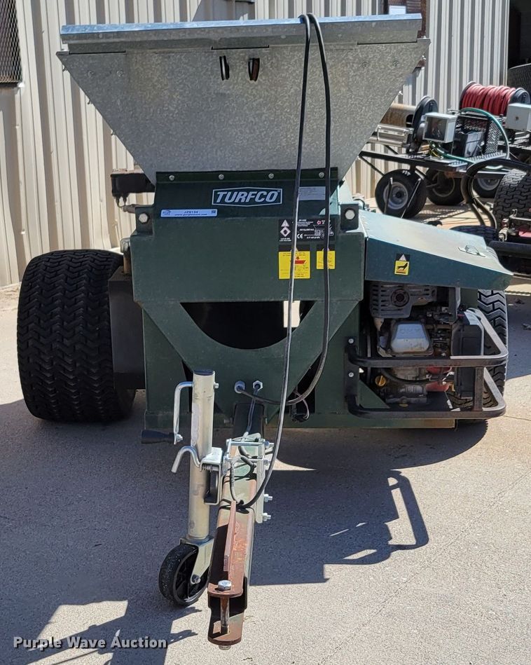 image for item JZ9134 Turfco SP-1530  top dresser spreader