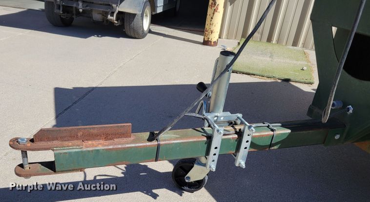 image for item JZ9134 Turfco SP-1530  top dresser spreader