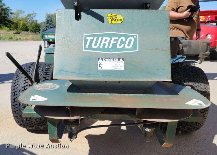 image for item JZ9134 Turfco SP-1530  top dresser spreader