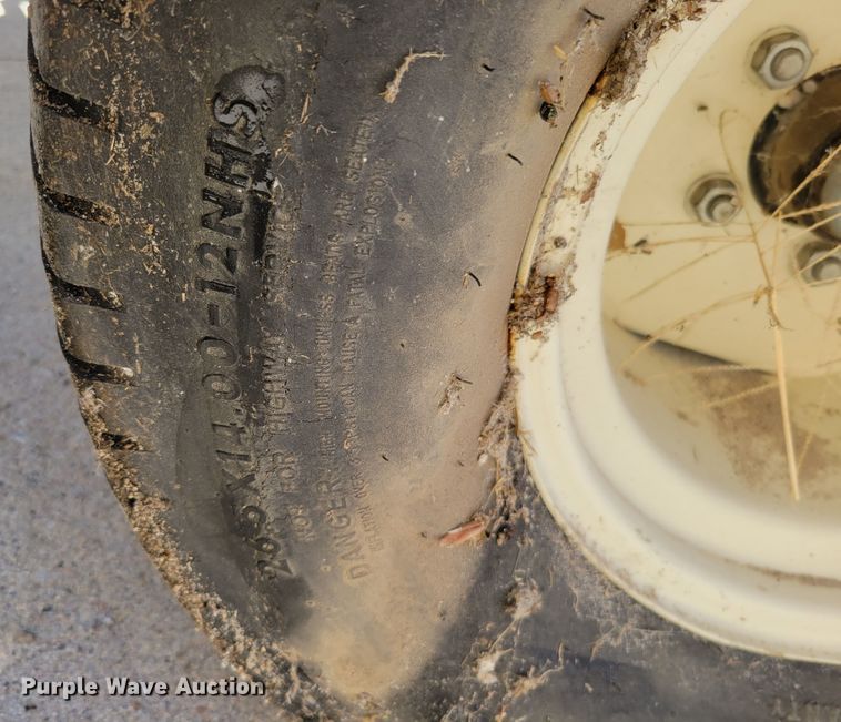 image for item JZ9134 Turfco SP-1530  top dresser spreader