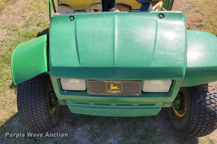 image for item JZ9135 1996 John Deere Gator 4x2  utility vehicle