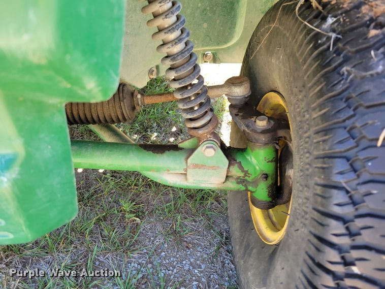 image for item JZ9135 1996 John Deere Gator 4x2  utility vehicle