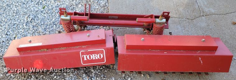 image for item JZ9137 Toro  bunker rake