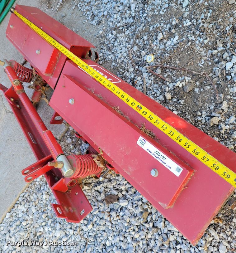 image for item JZ9137 Toro  bunker rake