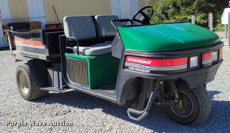 image for item JZ9138 2000 Cushman Turf Truckster 898656  utility vehicle