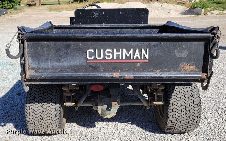 image for item JZ9138 2000 Cushman Turf Truckster 898656  utility vehicle