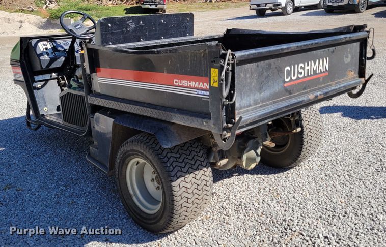 image for item JZ9138 2000 Cushman Turf Truckster 898656  utility vehicle