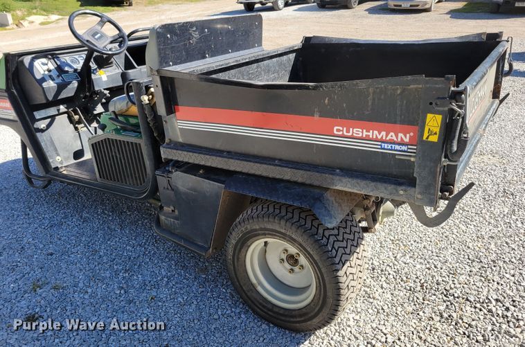 image for item JZ9138 2000 Cushman Turf Truckster 898656  utility vehicle