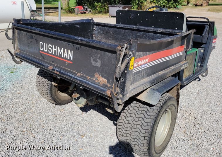 image for item JZ9138 2000 Cushman Turf Truckster 898656  utility vehicle