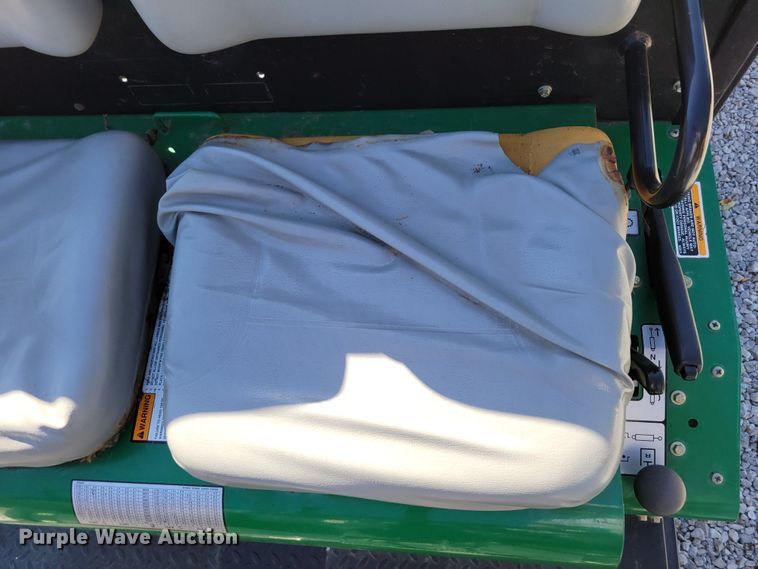 image for item JZ9138 2000 Cushman Turf Truckster 898656  utility vehicle