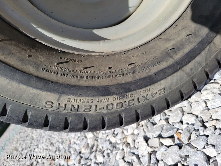 image for item JZ9138 2000 Cushman Turf Truckster 898656  utility vehicle