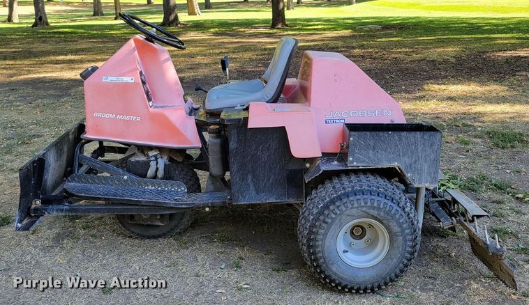 image for item JZ9140 Jacobsen Textron Groom Master  bunker rake