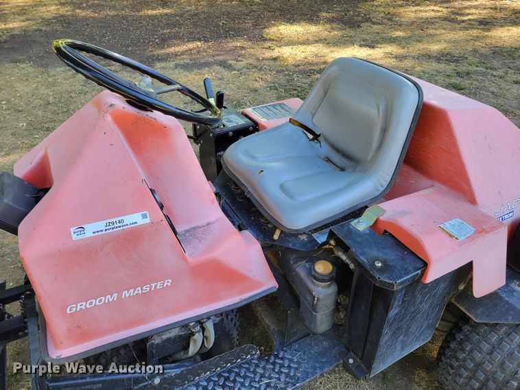 image for item JZ9140 Jacobsen Textron Groom Master  bunker rake