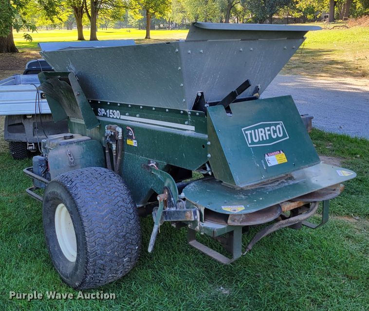 image for item JZ9141 Turfco SP-1530  top dresser