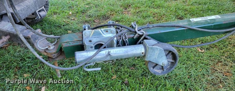 image for item JZ9141 Turfco SP-1530  top dresser