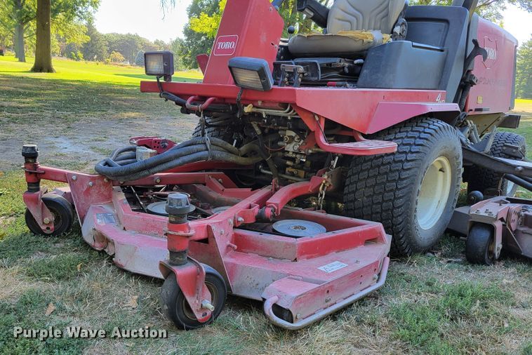 image for item JZ9142 Toro Ground Master 4000D  lawn mower