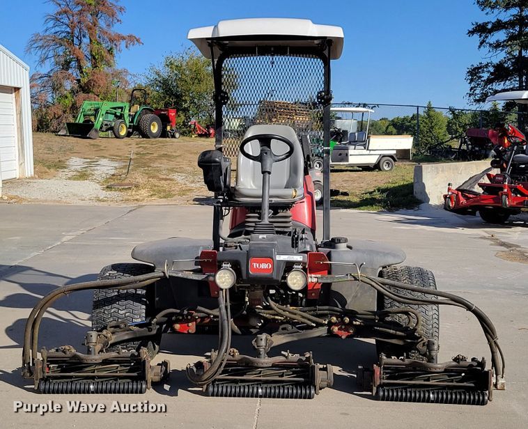 image for item JZ9143 Toro Reelmaster 5410  reel mower