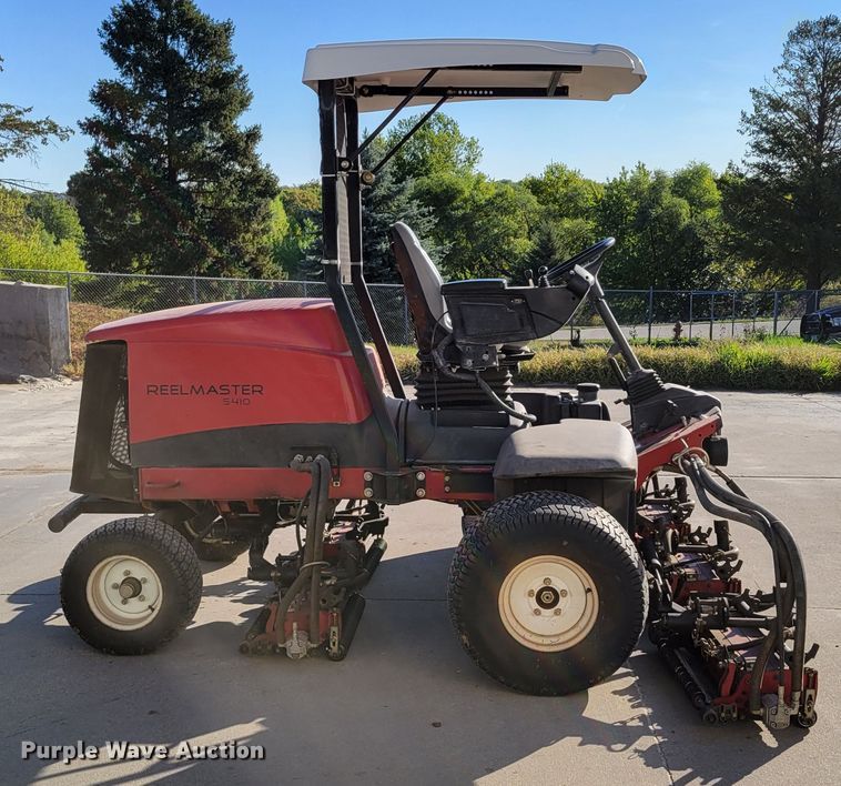 image for item JZ9143 Toro Reelmaster 5410  reel mower