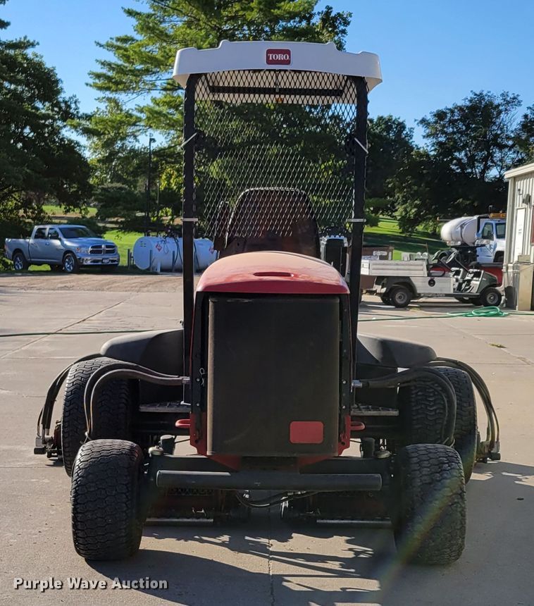 image for item JZ9143 Toro Reelmaster 5410  reel mower