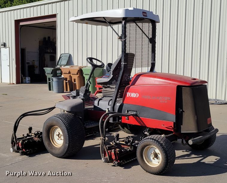 image for item JZ9143 Toro Reelmaster 5410  reel mower