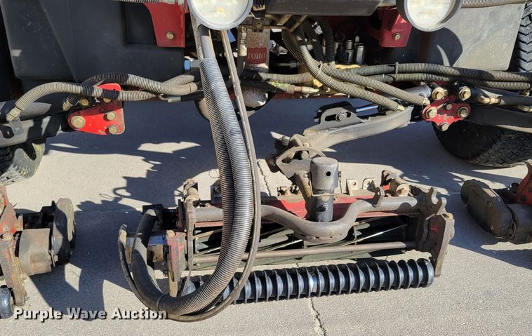 image for item JZ9143 Toro Reelmaster 5410  reel mower