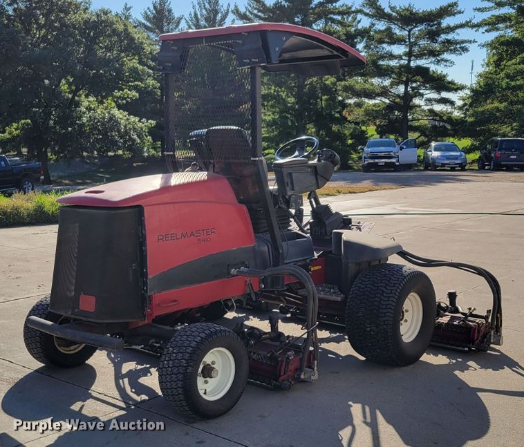 image for item JZ9144 2010 Toro Reelmaster 5410  reel mower